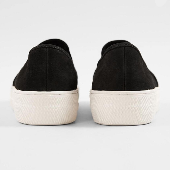 Street Chic Steve Madden Sneakers - Picture 6 of 6